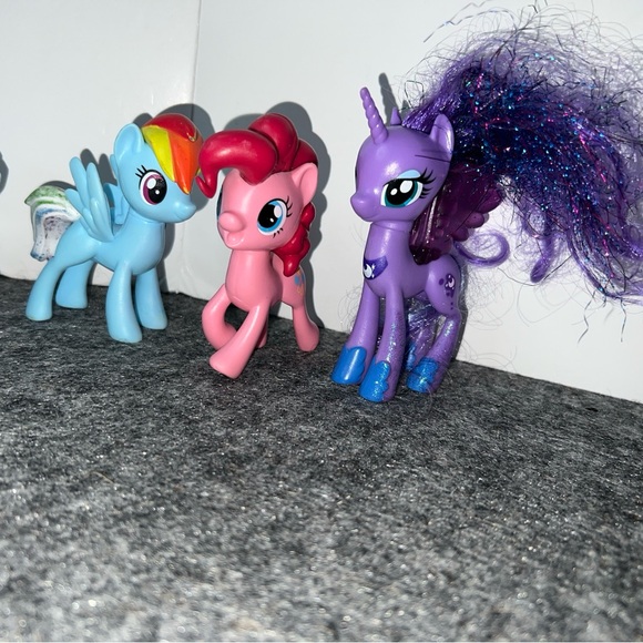 My Little Pony Lot Of Mini Figures 7 Stocking Stuffer - Picture 2 of 4